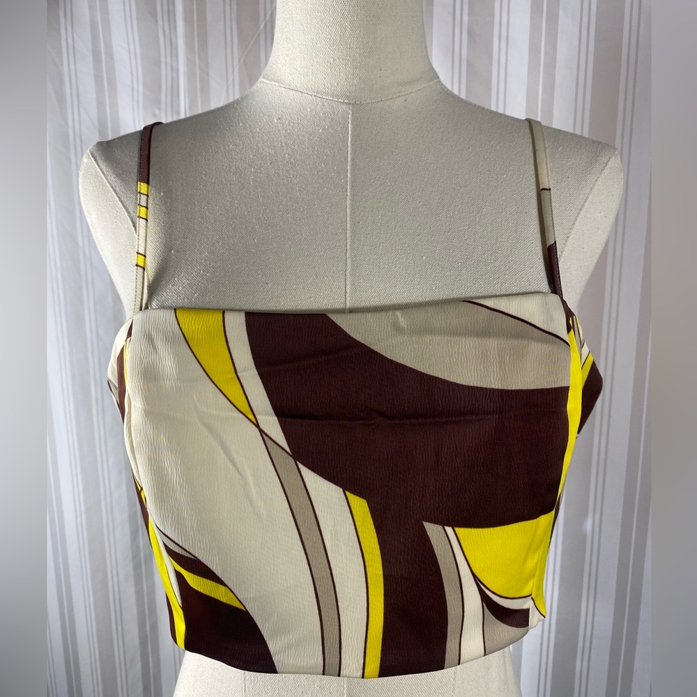 House of Harlow 1960 crop top in size Large